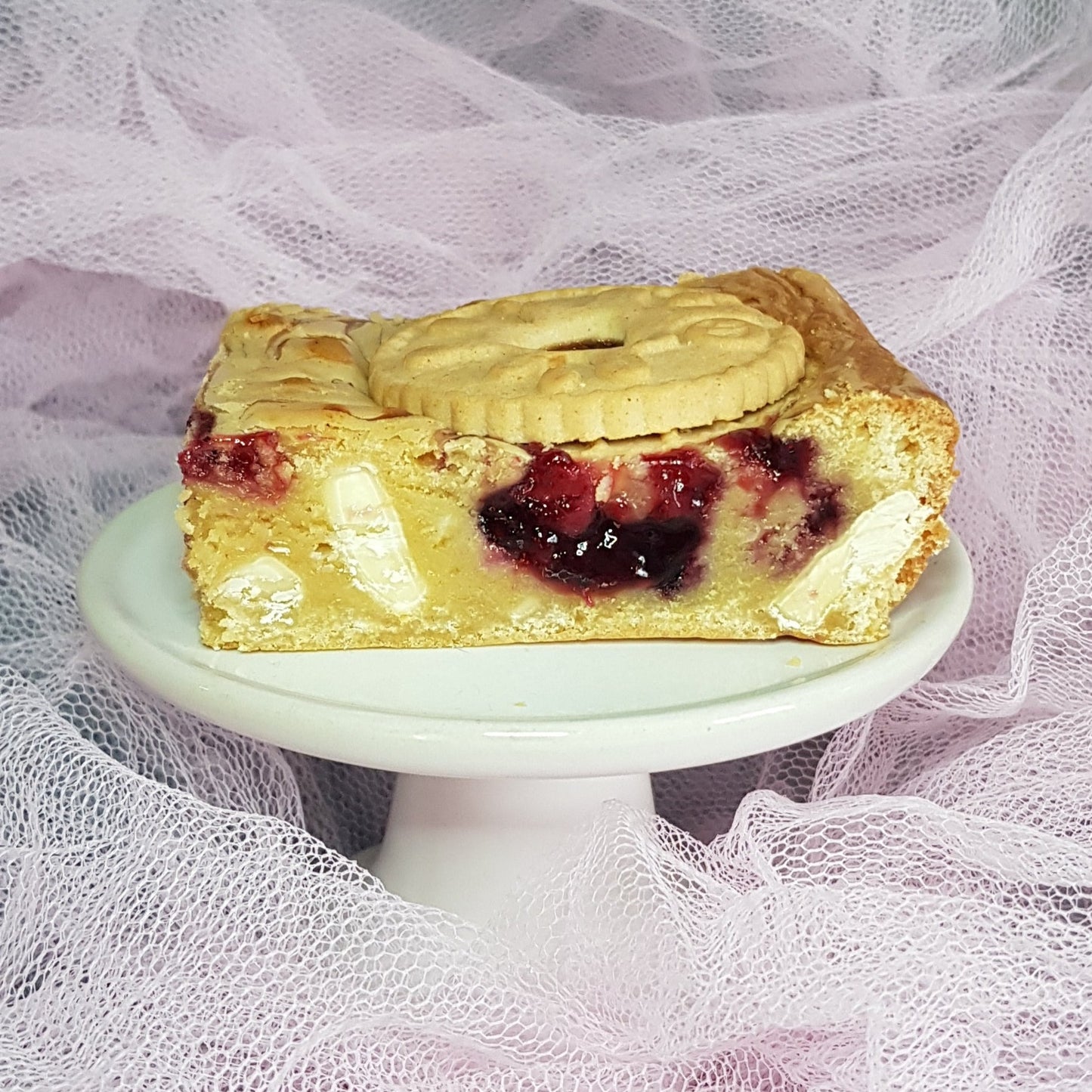 Jammy dodger blondie