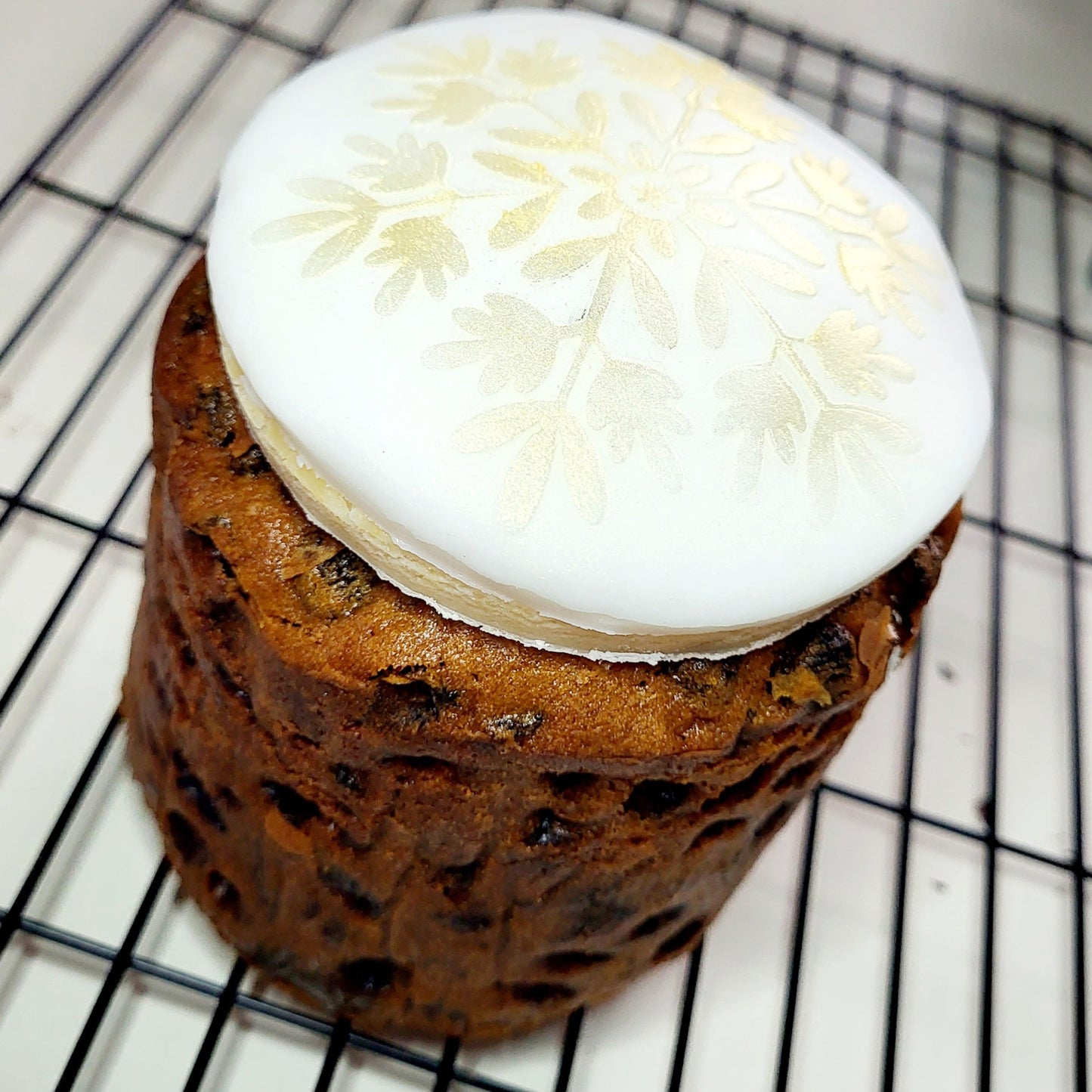 Traditional Victorian Christmas Cake
