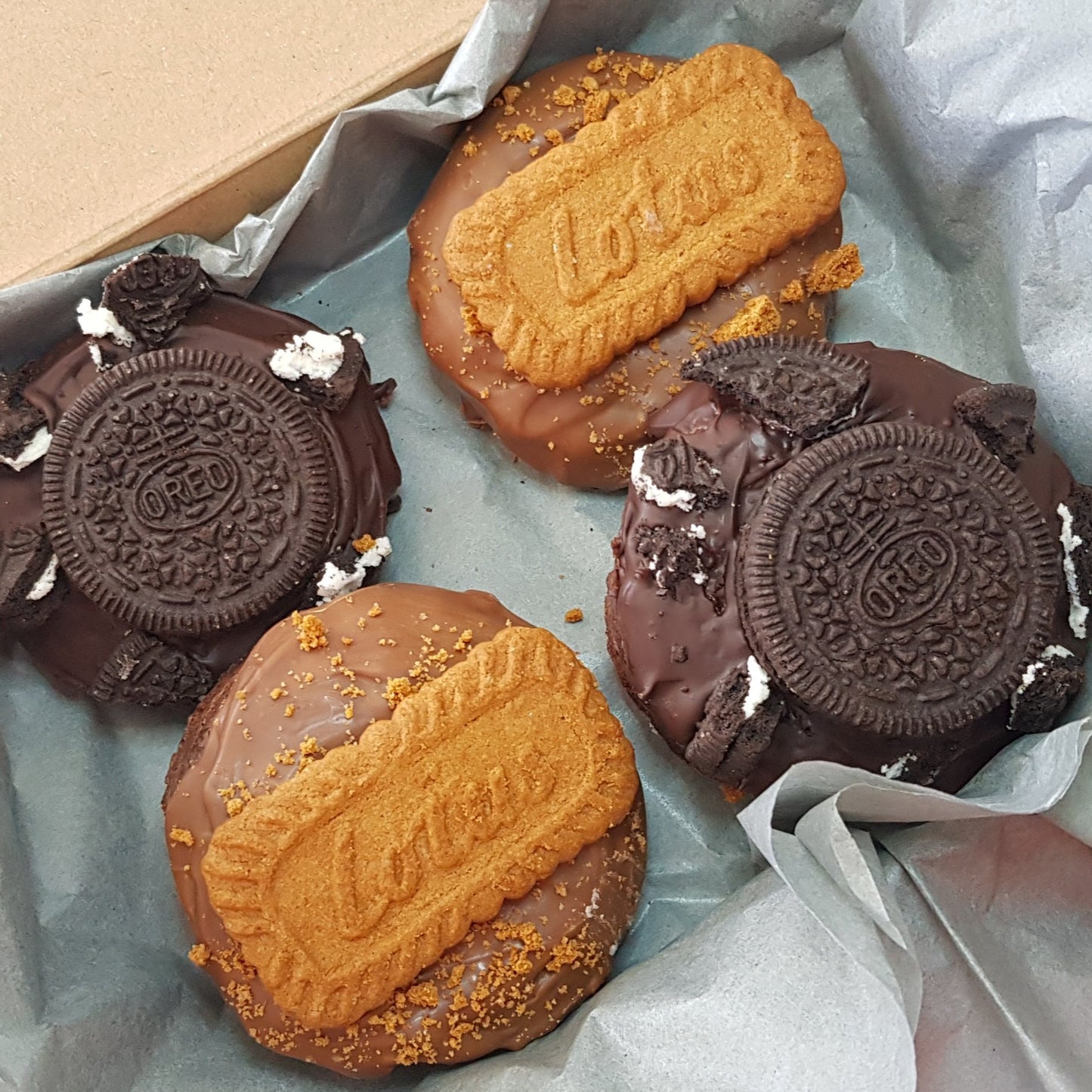 Vegan brownie bronut box with biscoff and oreos